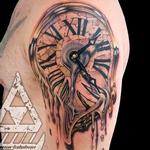 Tattoos - MELTING DALI CLOCK - 110155